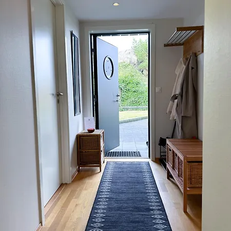 The Seabreeze Marina Apartamento Mandal